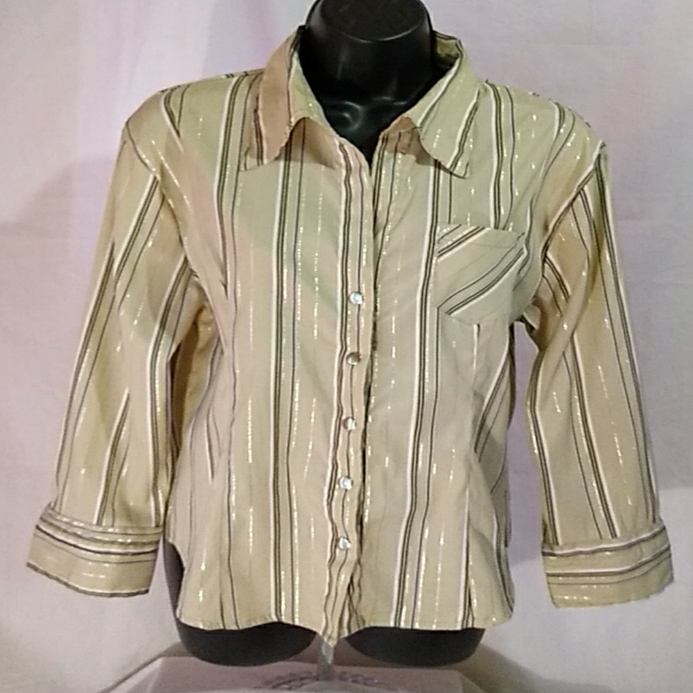 Voice Stretch Snap Down Blouse